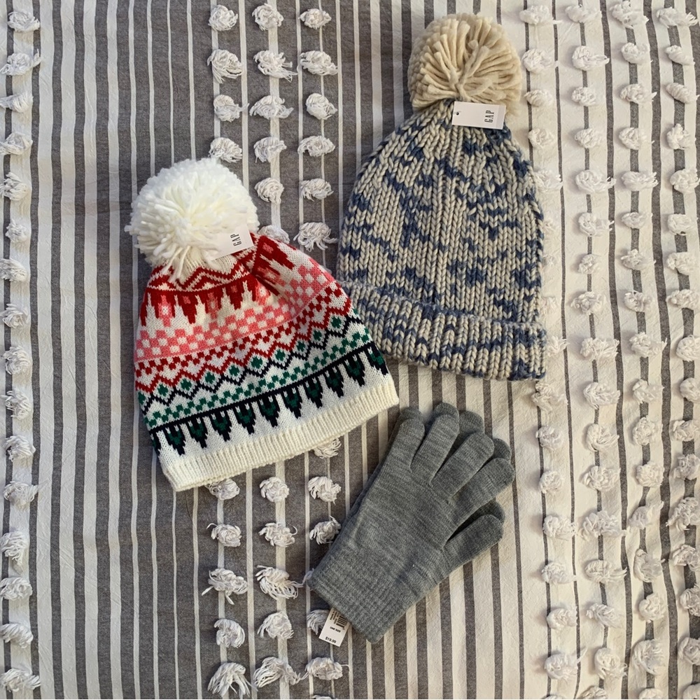 gap hats and gloves bundle